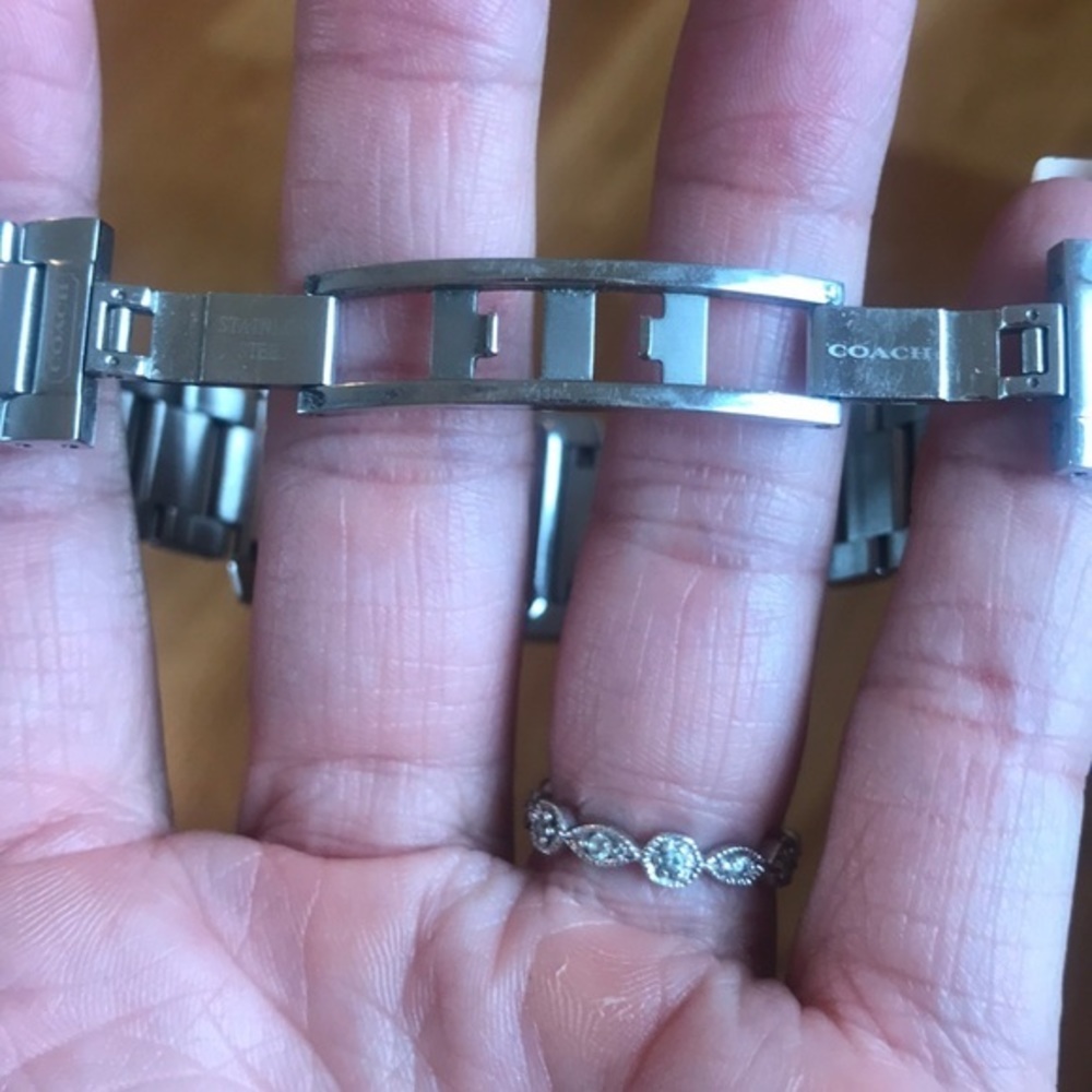 Coach Watch - Picture 4 of 5